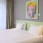 Park Plaza 4*
