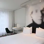 Park Plaza Hotel