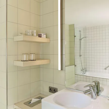 Hotell Park Plaza 4*