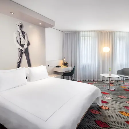 Park Plaza