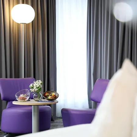 Park Plaza Hotell 4*