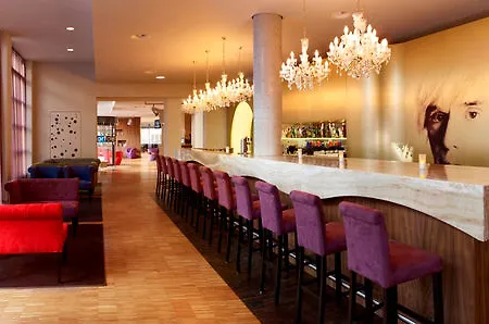 Otel Park Plaza 4*