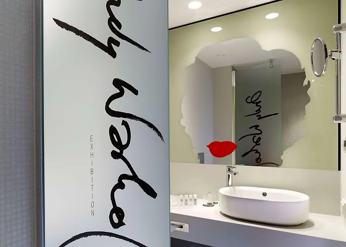 Hotell Park Plaza 4*