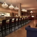 Park Plaza 酒店