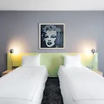 Park Plaza